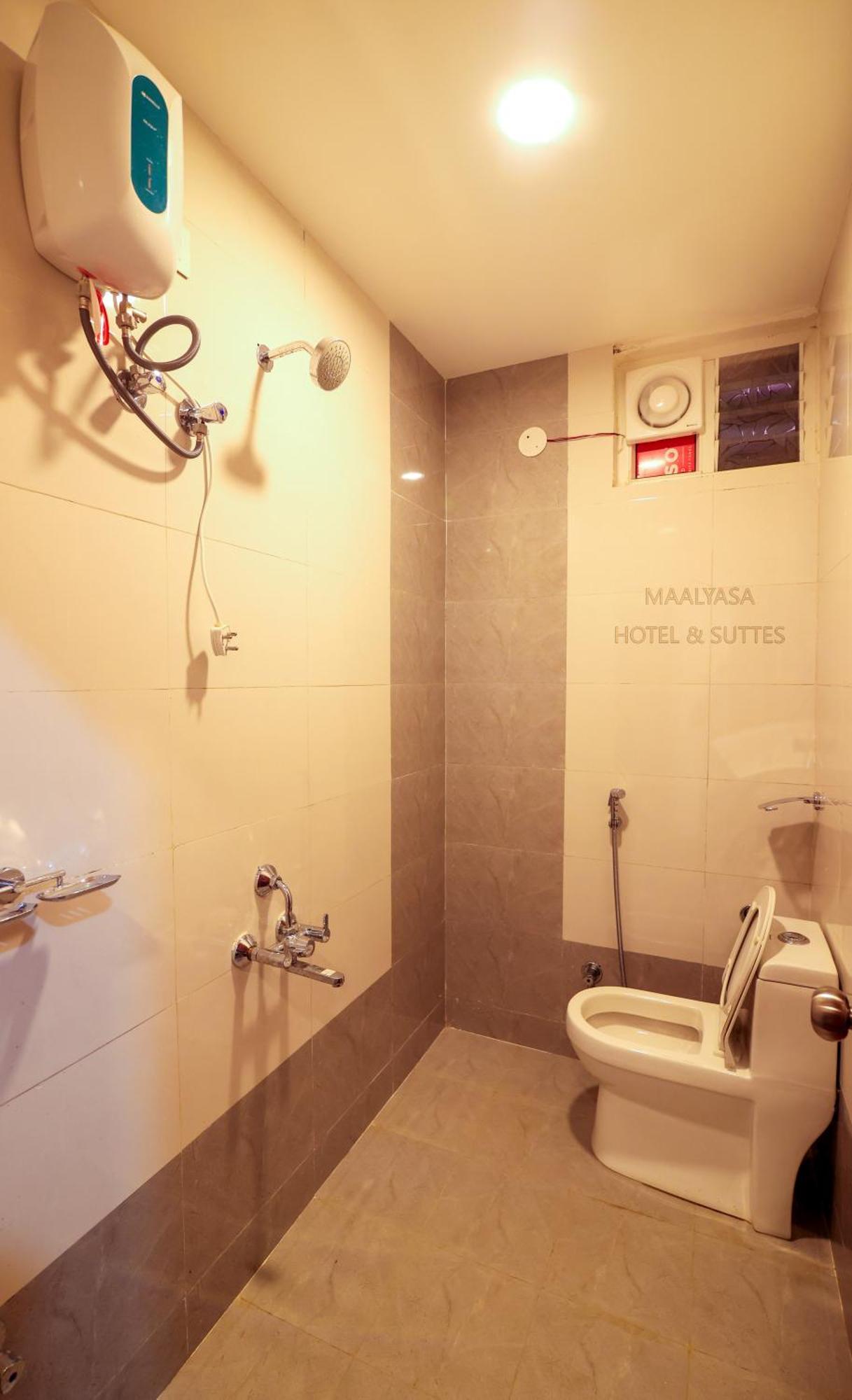Maalyasa Hotel And Suites Haydarabad Dış mekan fotoğraf