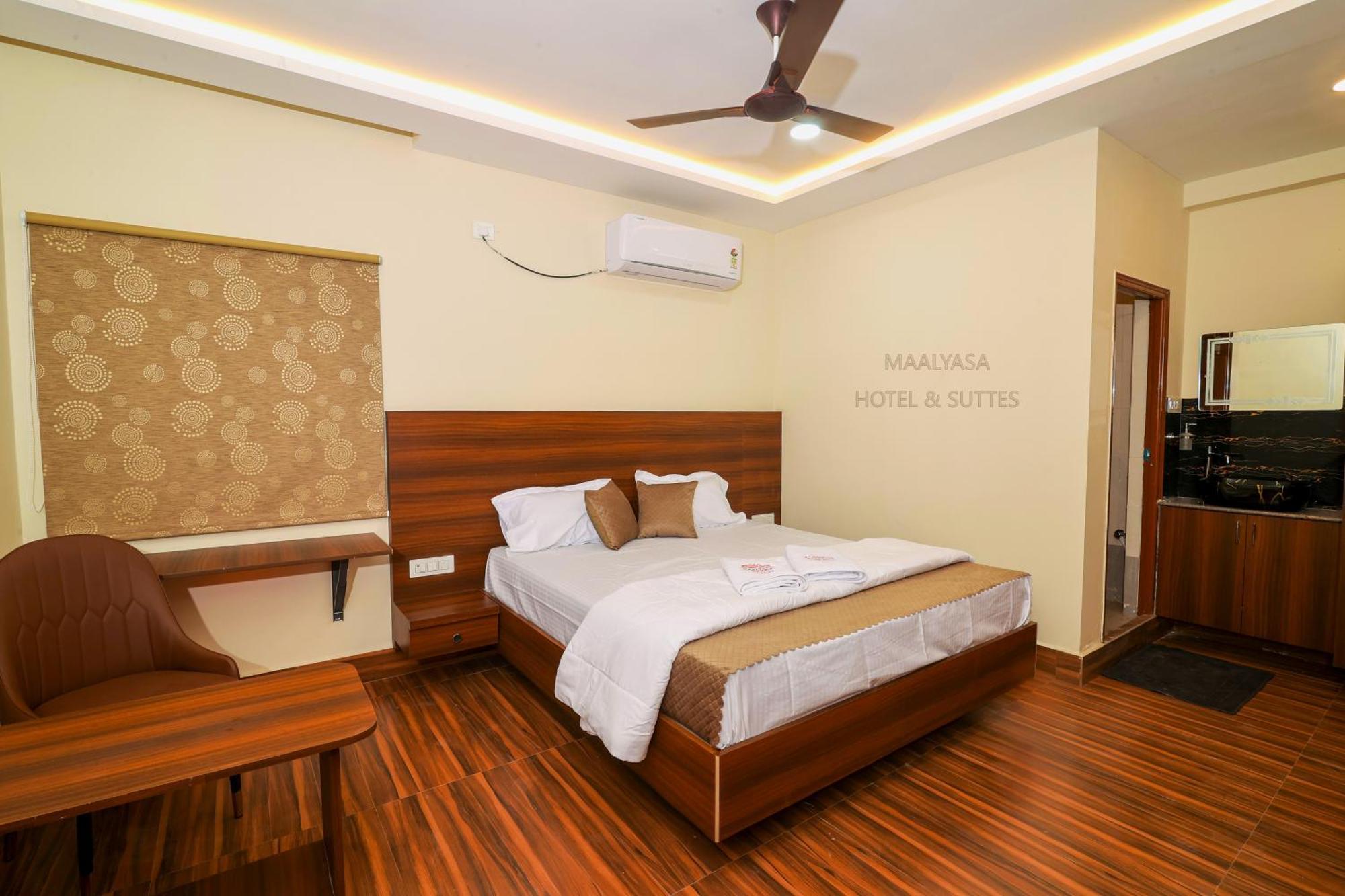 Maalyasa Hotel And Suites Haydarabad Dış mekan fotoğraf