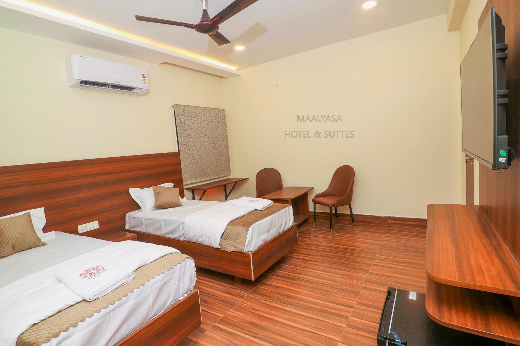 Maalyasa Hotel And Suites Haydarabad Dış mekan fotoğraf