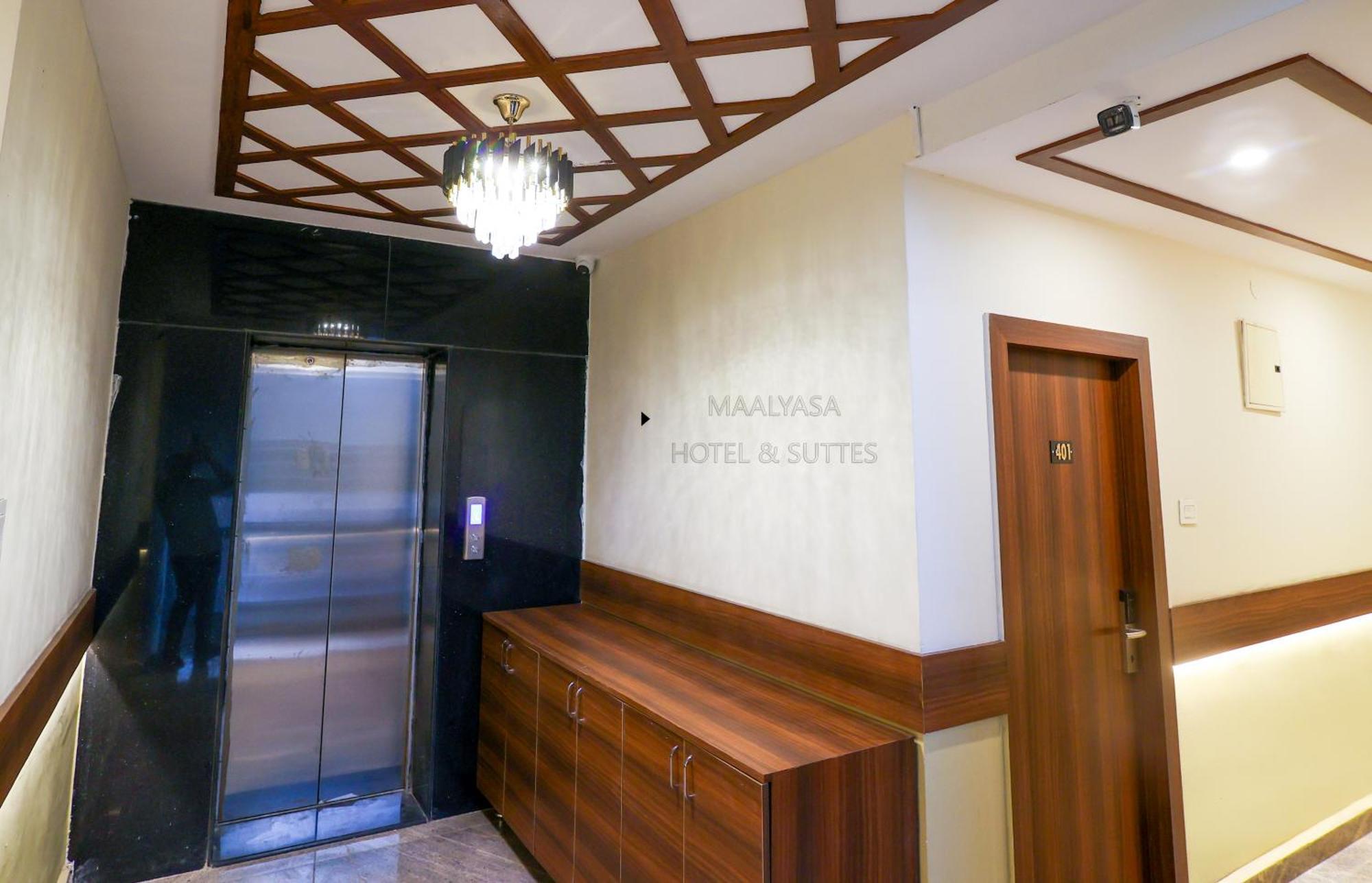Maalyasa Hotel And Suites Haydarabad Dış mekan fotoğraf