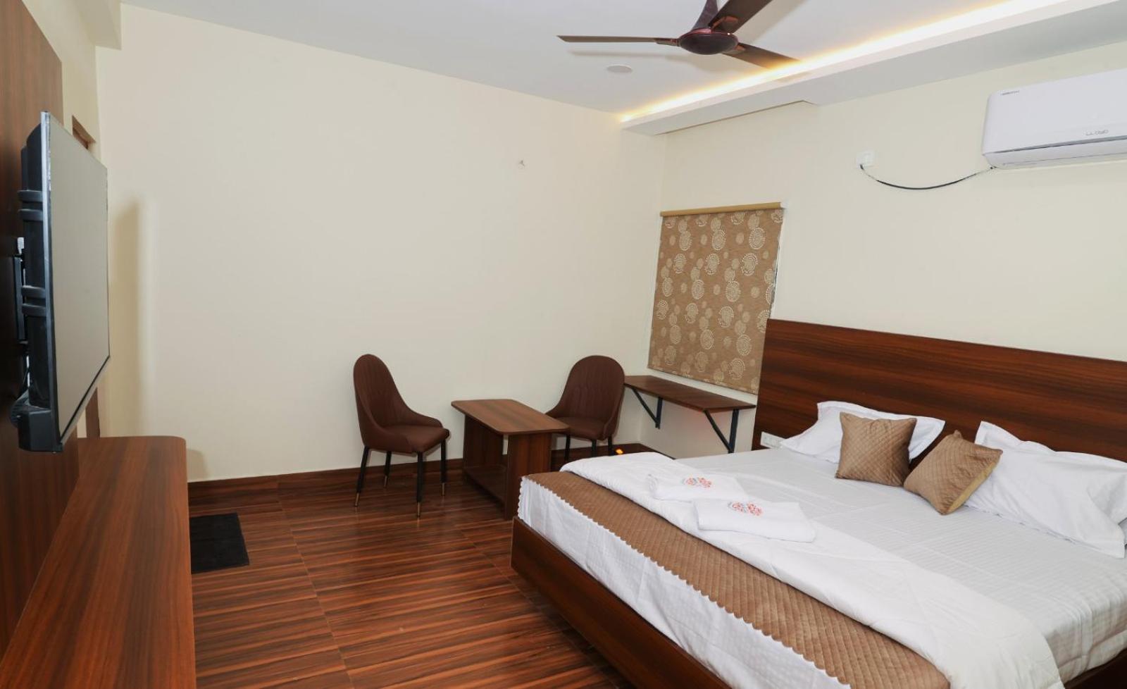 Maalyasa Hotel And Suites Haydarabad Dış mekan fotoğraf
